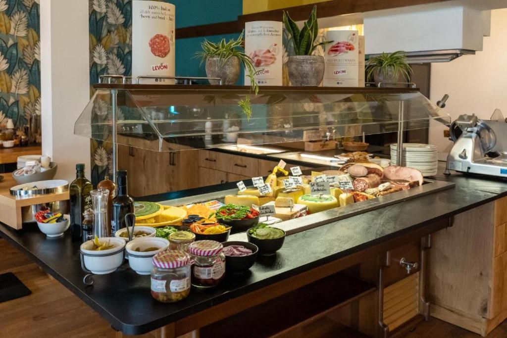 Sibenbras Natural Aparthotel Лимоне-суль-Гарда Экстерьер фото