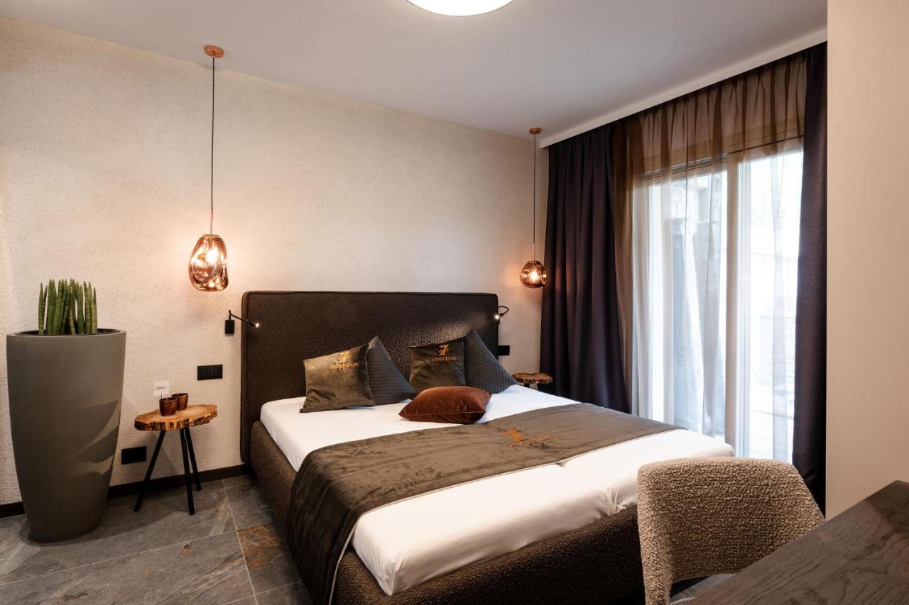Sibenbras Natural Aparthotel Лимоне-суль-Гарда Экстерьер фото