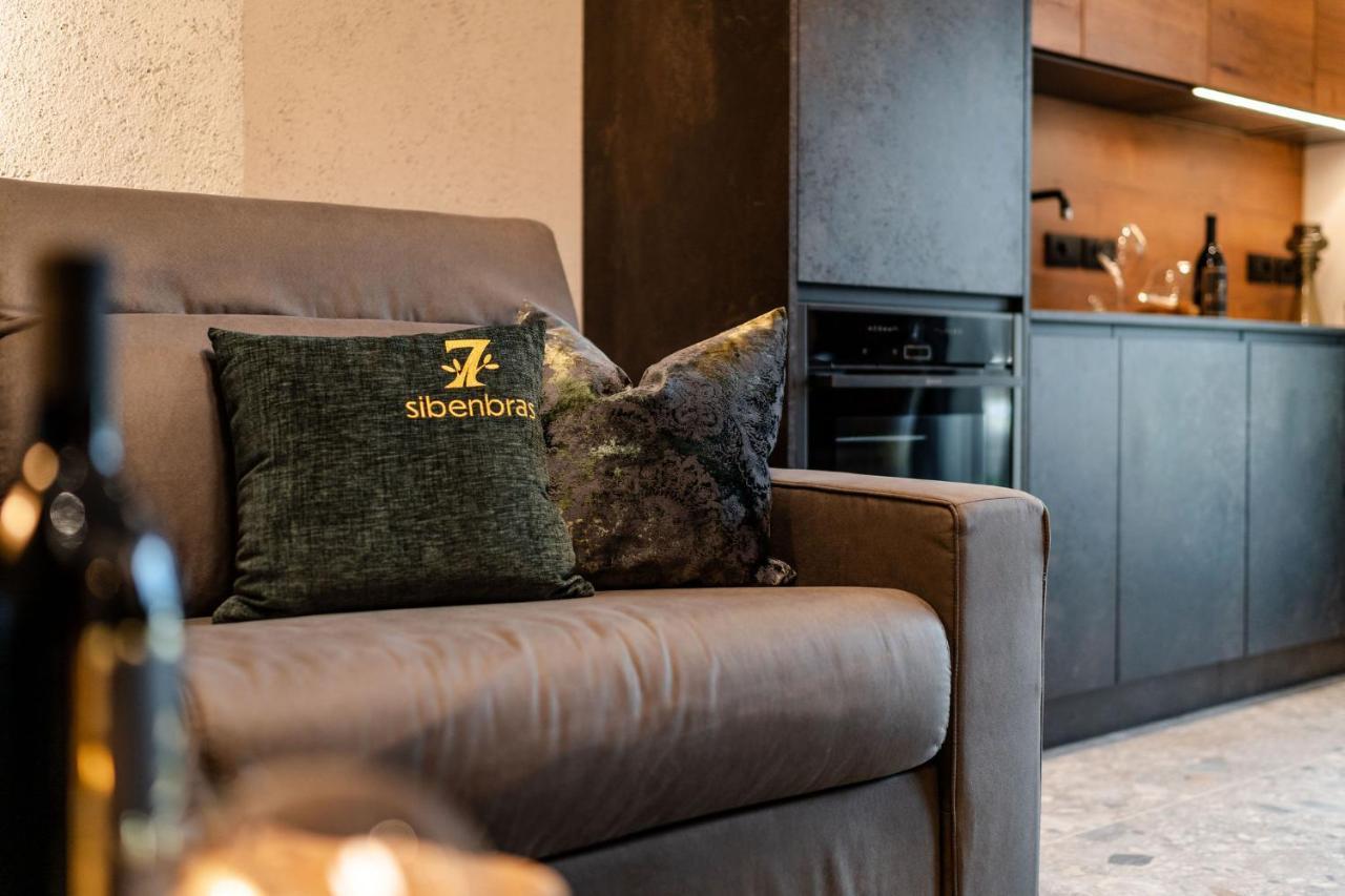 Sibenbras Natural Aparthotel Лимоне-суль-Гарда Экстерьер фото